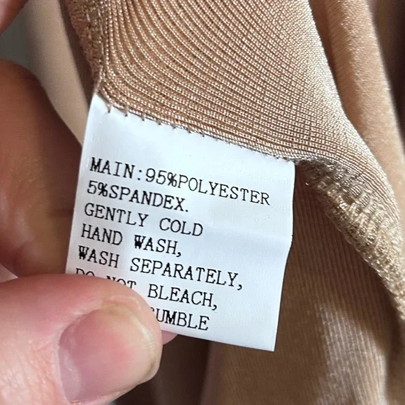 Petal & Pup Sandy Gold Metallic Scarlette Halter Cutout Maxi Dress Size 12 - Picture 7 of 9